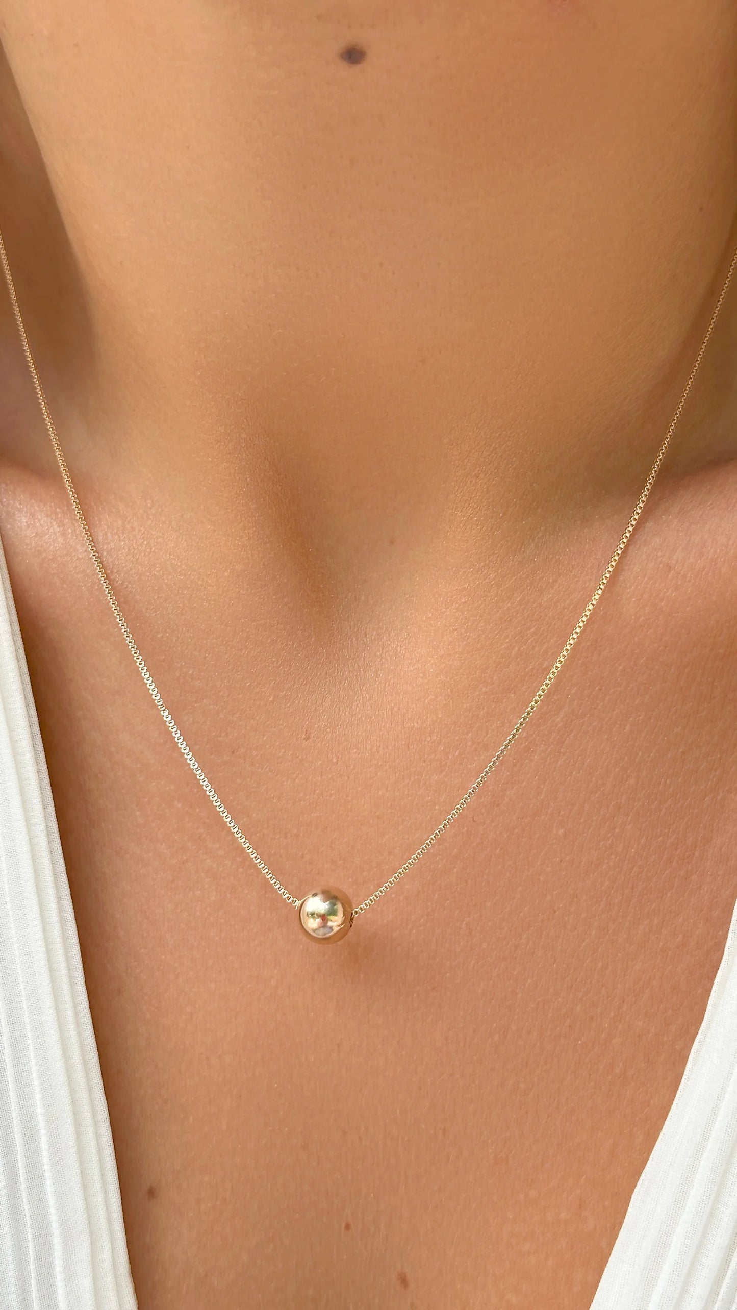Necklace Gold 8mm Ball