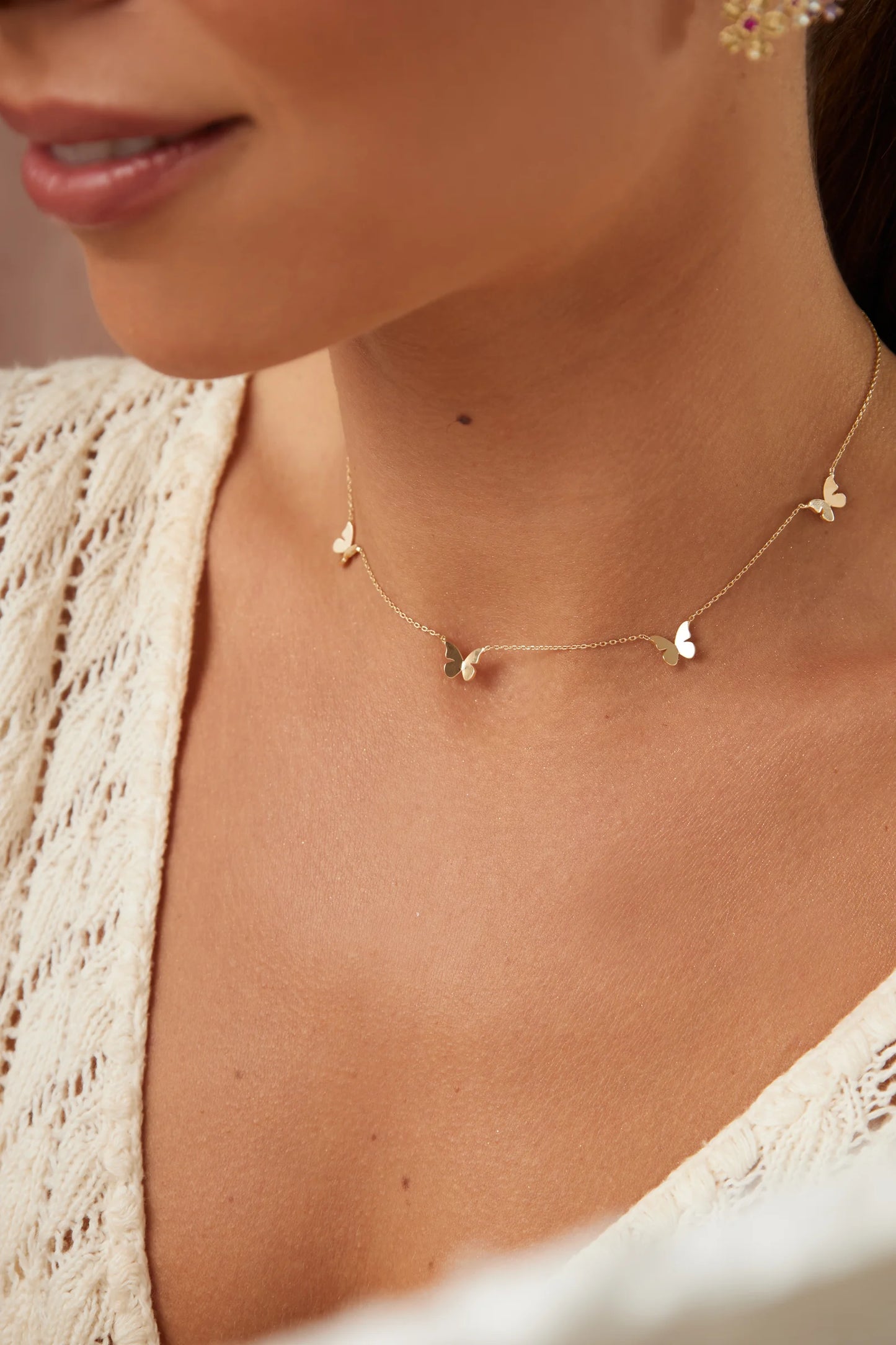 White Zircon & Butterflies Necklace