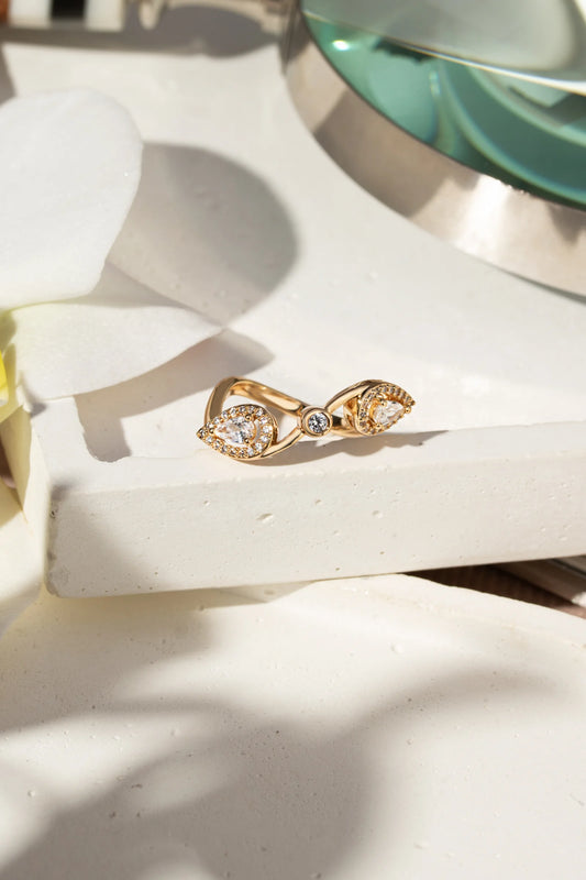 White Zircon Twisted Ring