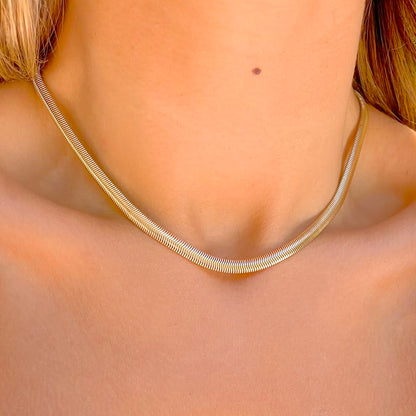 Flat Necklace