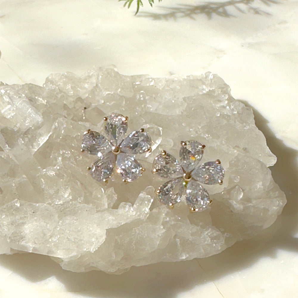 White Zircon Flower Earrings