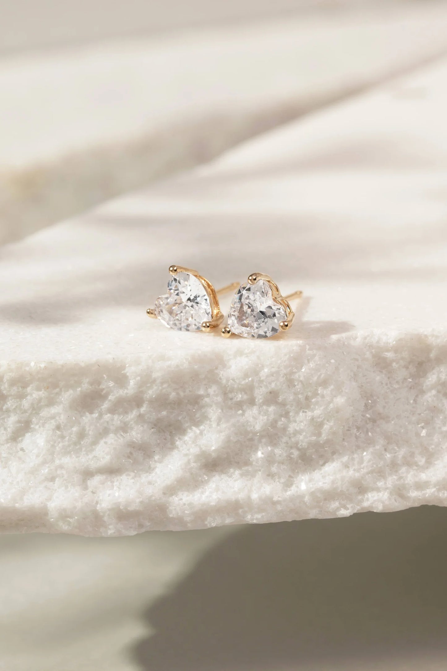 White Zirconia Hearts Earrings