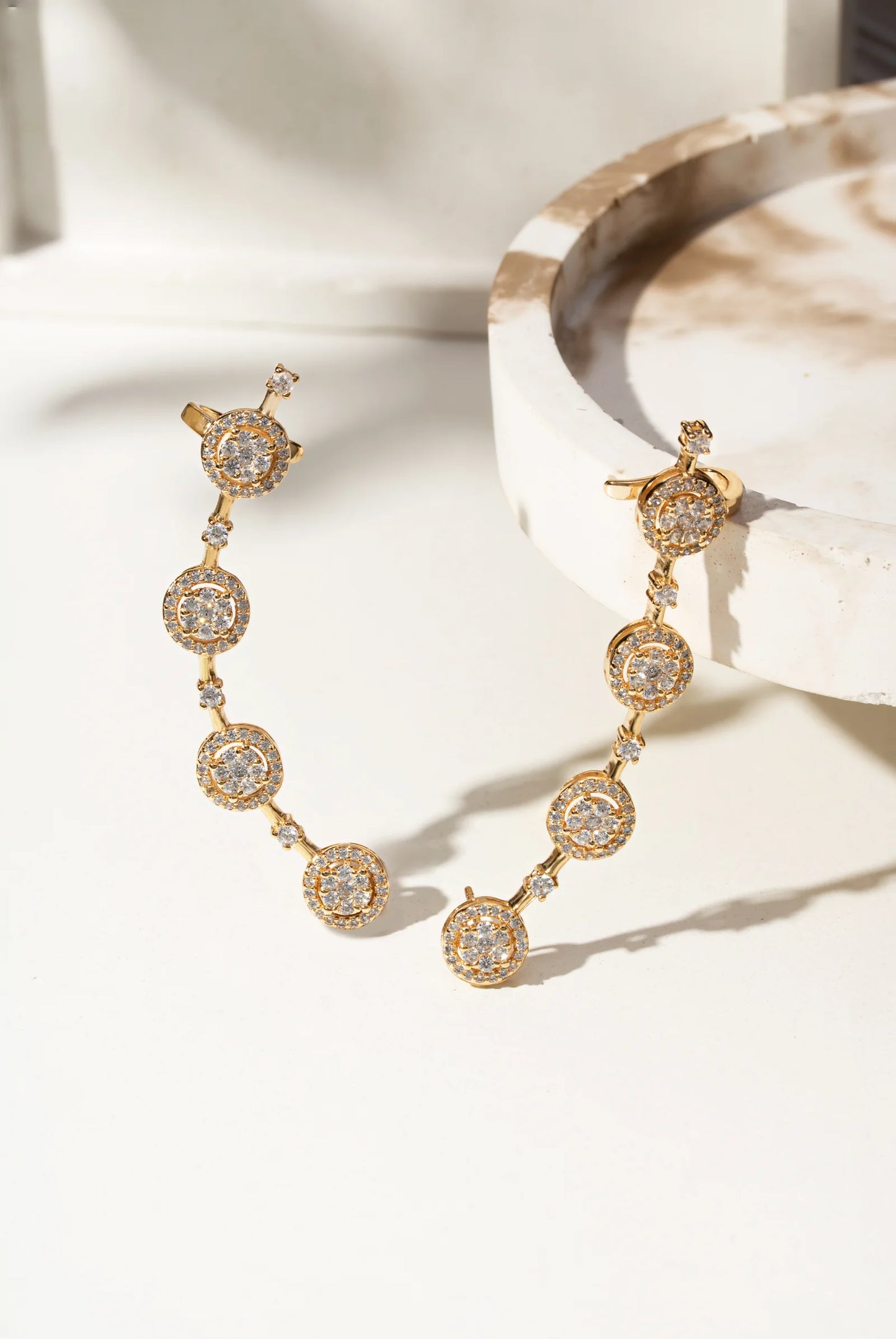 White Zircon Round Earcuff Earrings