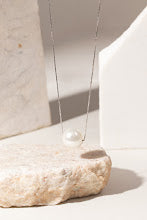 Pearl Pendulum Ball Necklace